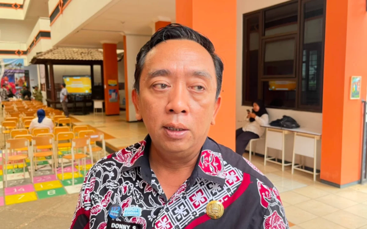 Thumbnail Berita - Belum Punya Gedung Permanen, Calon Siswa SRMA 22 Kota Malang Terpaksa Dititipkan