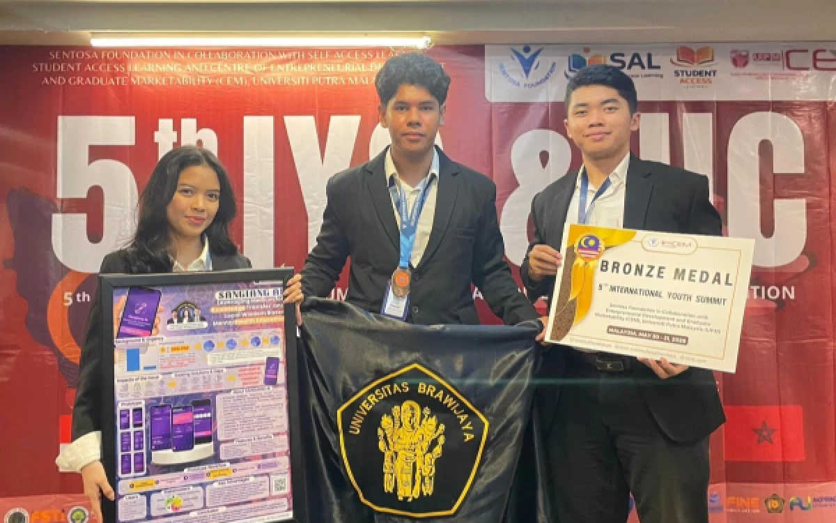 Thumbnail Berita - Prestasi Mendunia! Mahasiswa FISIP UB Sabet Bronze Medal pada 5th International Youth 2026