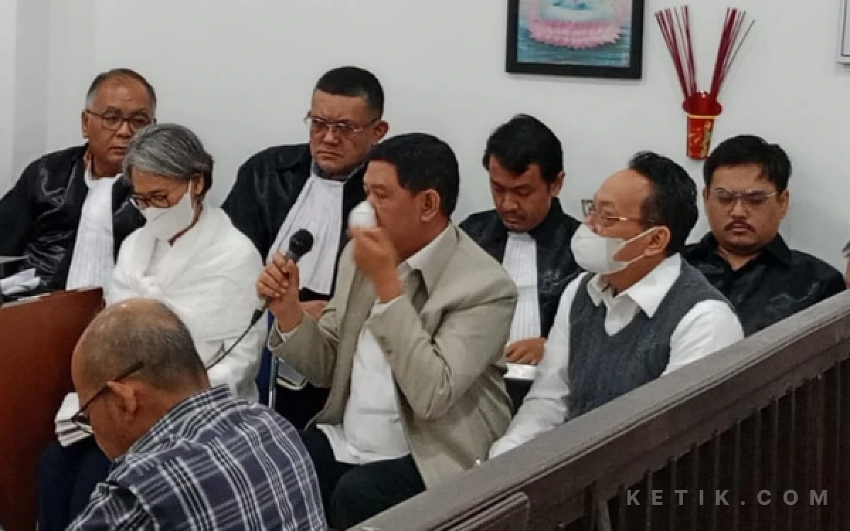 Thumbnail Berita - 8 Eks Pejabat BRI Jadi Terdakwa Kasus Kredit Rp922 Miliar, Mengapa Belum Ditahan?
