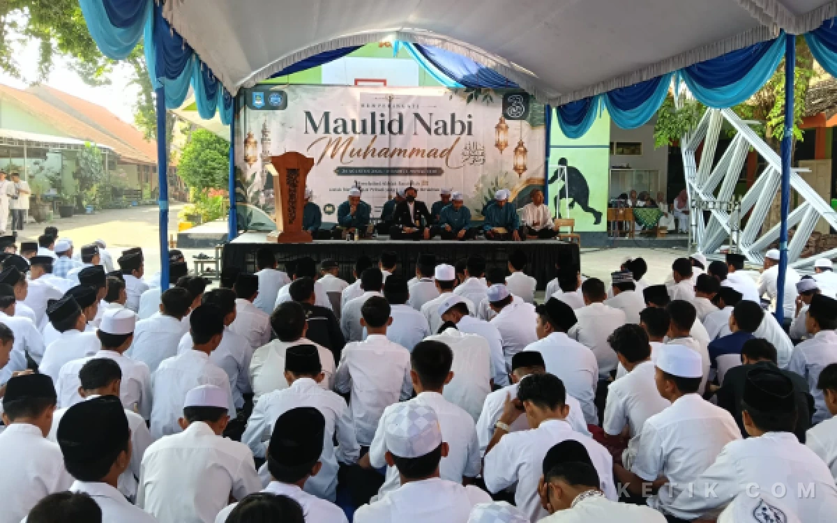 Thumbnail Berita - Semarak Maulid Nabi Muhammad SAW di SMAN 1 Gondangwetan: Meneladani Akhlak Rasulullah dalam Kehidupan Sehari-hari