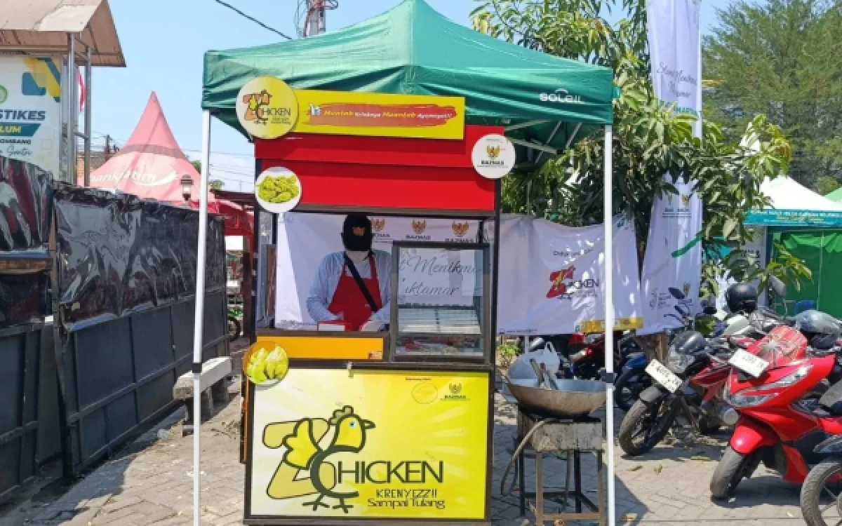 Thumbnail Berita - BAZNAS Jatim Gandeng UMKM Sediakan Ribuan Makanan Gratis di Muktamar Ke-35 NU di Jombang