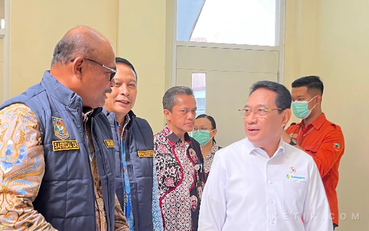 Thumbnail Berita - Wamenkes Ikuti Instruksi Presiden, Pantau Pemberantasan TBC di Kota Malang