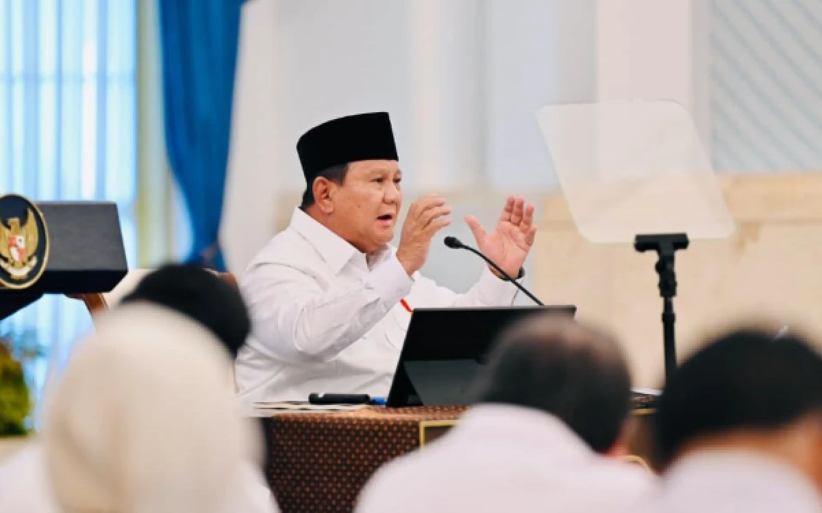 Thumbnail Berita - Prabowo Sebut KDMP Jadi Benteng Ekonomi Desa