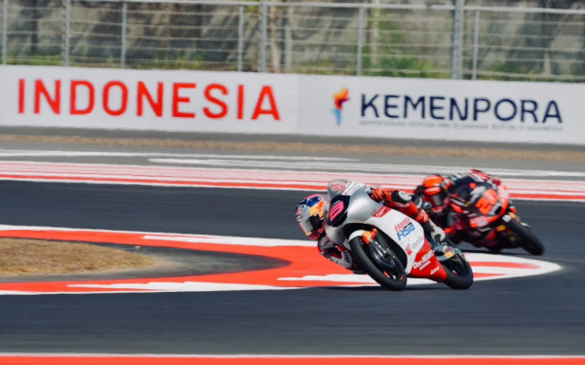 Thumbnail Berita - Tak Sekadar Balapan! MotoGP Mandalika 2026 Diperkirakan Beri Dampak Ekonomi Hampir Rp 5 Triliun