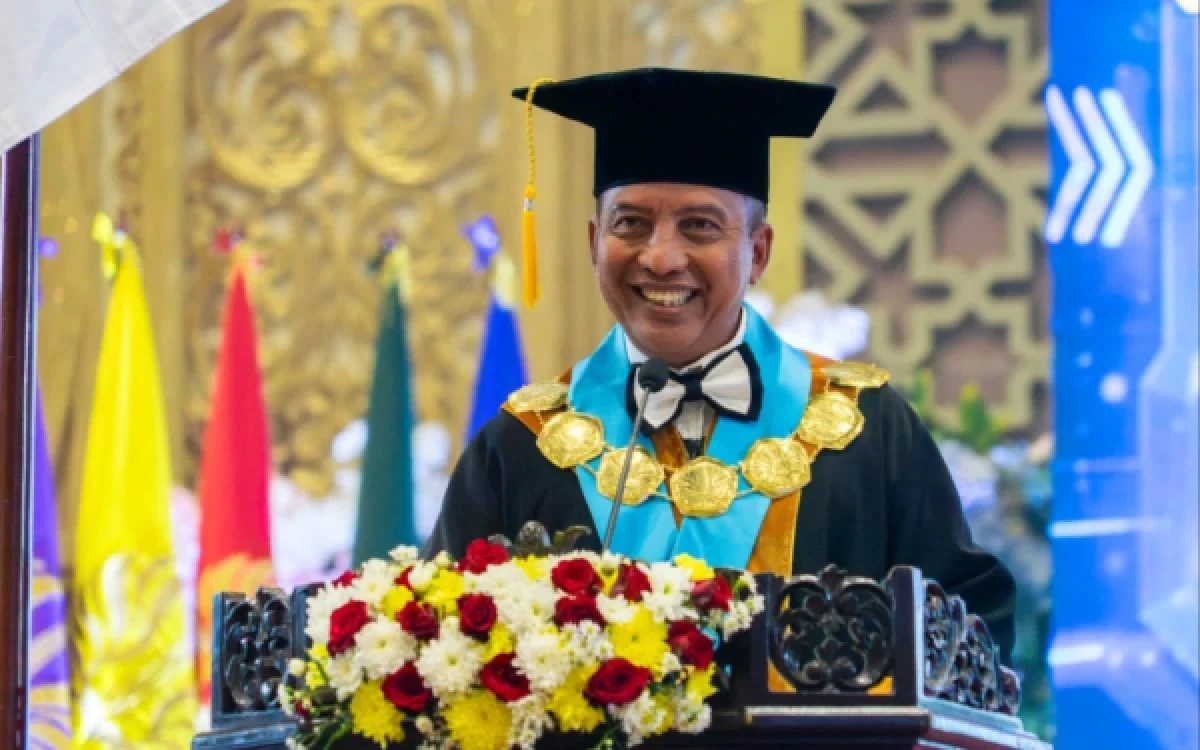 Thumbnail Berita - Mengenal Prof Nurhasan, Sosok di Balik Kemajuan UNESA Menjadi Kampus Unggulan