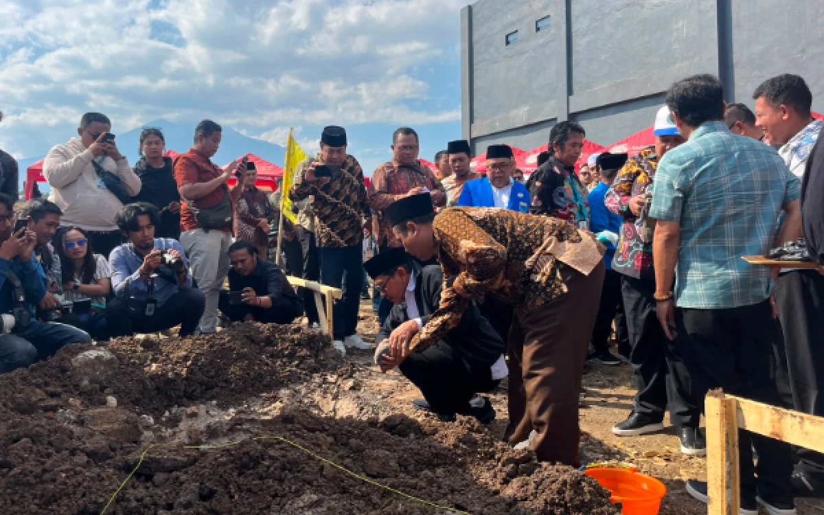 Thumbnail Berita - Muscab IV IKA-PMII Kota Malang Catat Sejarah, Graha Arshaka Diresmikan dan Masjid Al-Halim Mulai Dibangun