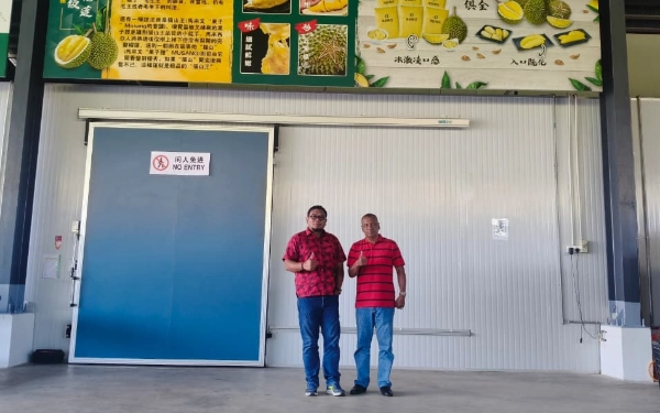 Thumbnail Berita - Ketua Pemuda Tani Jatim Pelajari Rahasia Sukses Durian Premium Malaysia