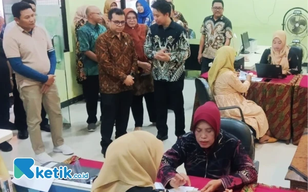 Thumbnail Puji Sidoarjo Bangun 46 Desa Digital, Wamen Komdigi: Digital Village Adalah Fondasi Digital Nation