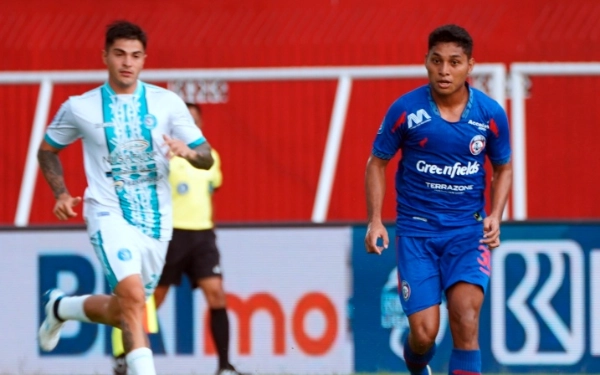 Thumbnail Duel Tim Terluka, Ini Prediksi Susunan Pemain PSBS Biak vs Arema FC