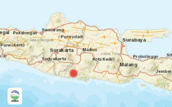 Gempa 5,7 Guncang Pacitan Selasa Pagi Ini, Warga Panik Berlarian