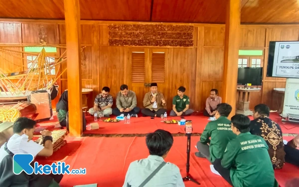 Thumbnail Berita - Dialog dengan MGMP Sejarah, Bupati Mas Rio Dorong Pengembangan Kajian Historis Situbondo