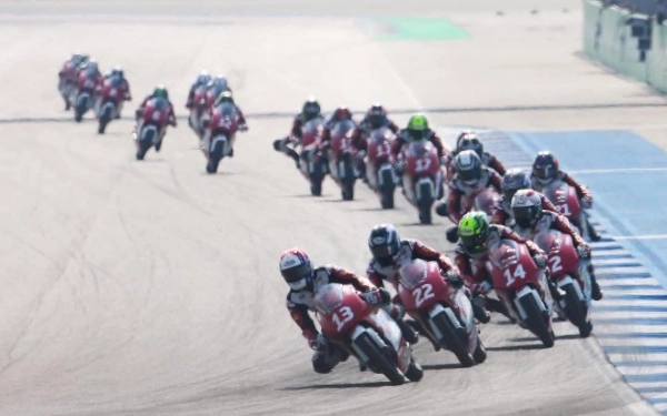 Thumbnail Para Rider Astra Honda Melaju Kencang di ATC Buriram