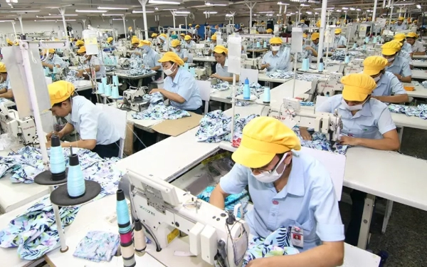 Industri Manufaktur Masih Jadi Sumber Utama PDB Nasional