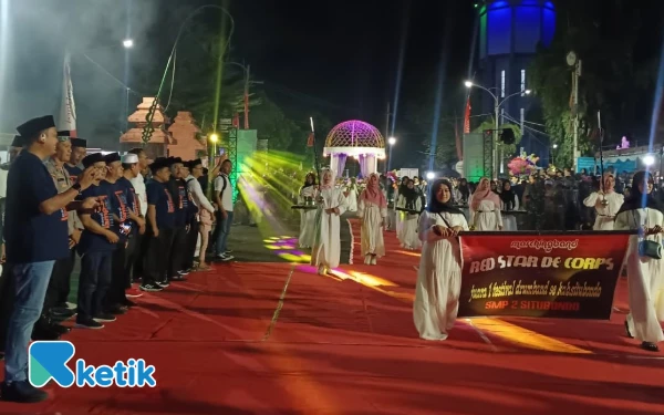 Thumbnail Berita - Situbondo Gemerlap! Pawai Lampion Sambut Tahun Baru Islam 1447 H