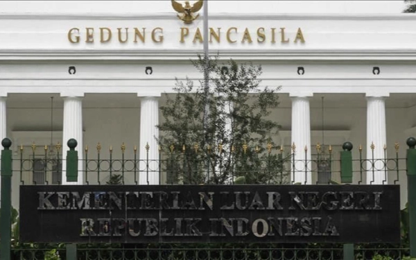 Thumbnail Kemenlu RI: Indonesia Dukung Surat Perintah Penangkapan PM Israel Benjamin Netanyahu