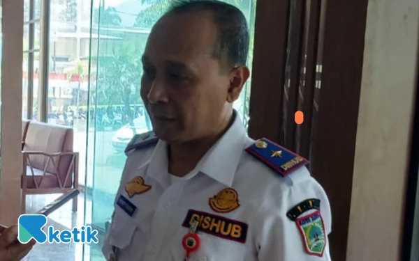Thumbnail Portal Parkir Diprotes Warga, Kekayaan Kadishub Kota Batu Hendry Suseno Meroket Rp5,4 M! Cek Daftar Asetnya