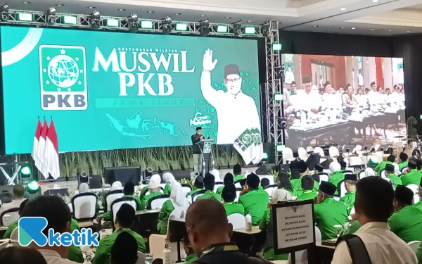 Thumbnail Berita - Ketua Umum PKB Muhaimin Iskandar Ajak Kader Rebut Kembali Kepercayaan Masyarakat Jatim