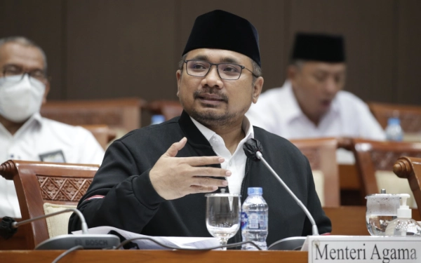 Thumbnail Berita - Eks Menteri Agama Gus Yaqut Dicekal Terkait Kasus Dugaan Korupsi Haji