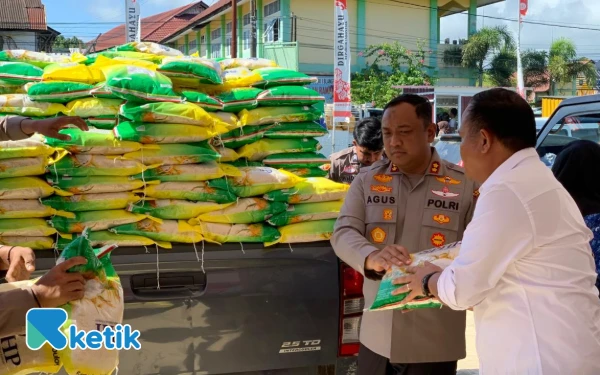 Thumbnail Berita - Peduli Sosial, Polres Abdya Salurkan Dua Ton Beras untuk Korban Banjir Aceh
