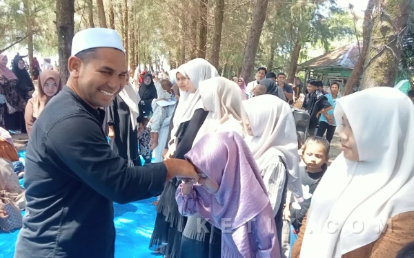 Sentuhan Kepedulian di Abdya, Warga Blang Raja Santuni Puluhan Anak Yatim