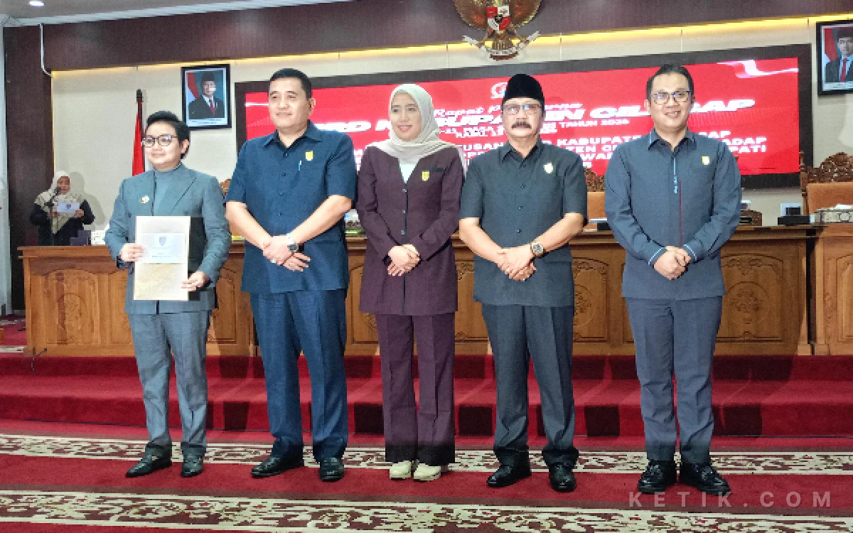 Thumbnail Berita - LKPJ Bupati Cilacap, Ketua DPRD Soroti Capaian Pembangunan dan Tingginya Tingkat Perceraian