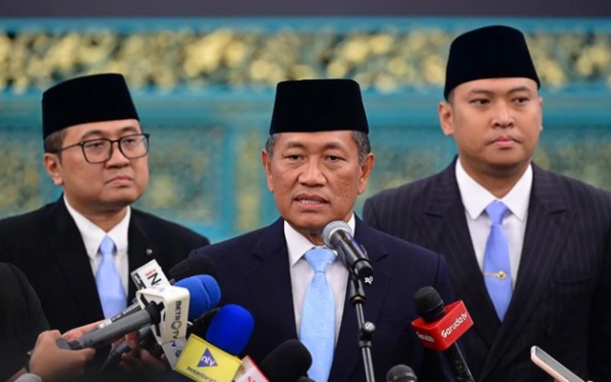 Thumbnail Berita - Ini Penjelasan Gubernur  Donny Ermawan Taufanto soal Universitas Republik Indonesia dan BPPK