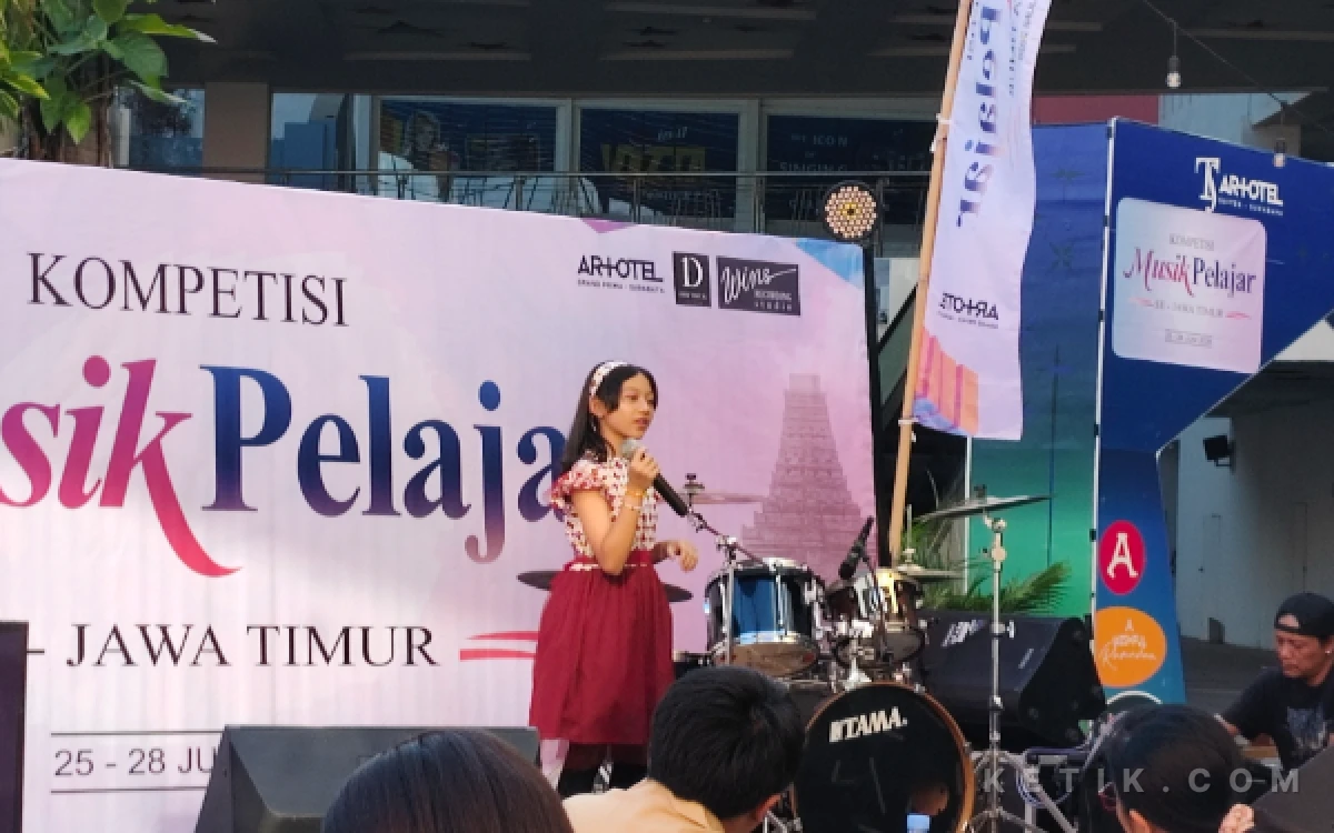 Thumbnail Berita - Ratusan Pelajar Ikuti Kompetisi Musik Jawa Timur, Dihadiri Juri Drummer Devatada