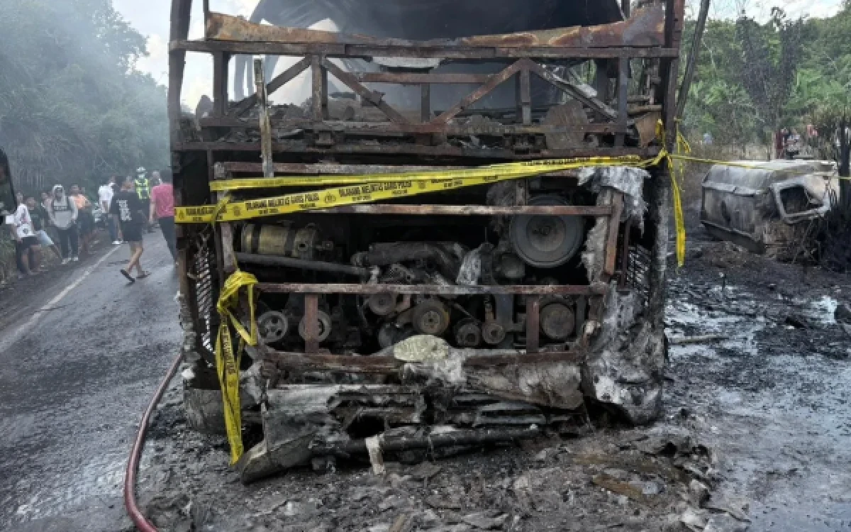 Thumbnail Berita - Shandi Hermanto Merasa Dikriminalisasi Usai Jadi Tersangka Tragedi Bus ALS Jalan Lintas Muratara