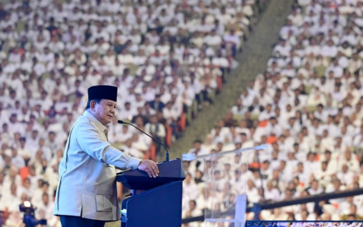 Thumbnail Berita - Bukan Cuma Bagi-Bagi Makanan, Prabowo Sebut MBG Investasi Besar Masa Depan Bangsa