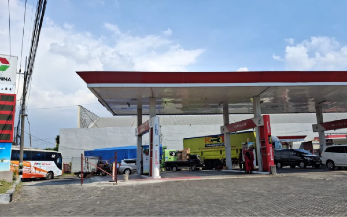Thumbnail Berita - Pertamina Pastikan Stok BBM Subsidi di Malang Raya Aman, Ini Langkah Mitigasinya