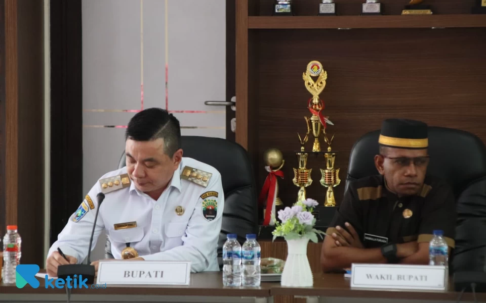 Bupati Freddy Thie Segera Wujudkan Pembangunan Perguruan Tinggi di Kaimana