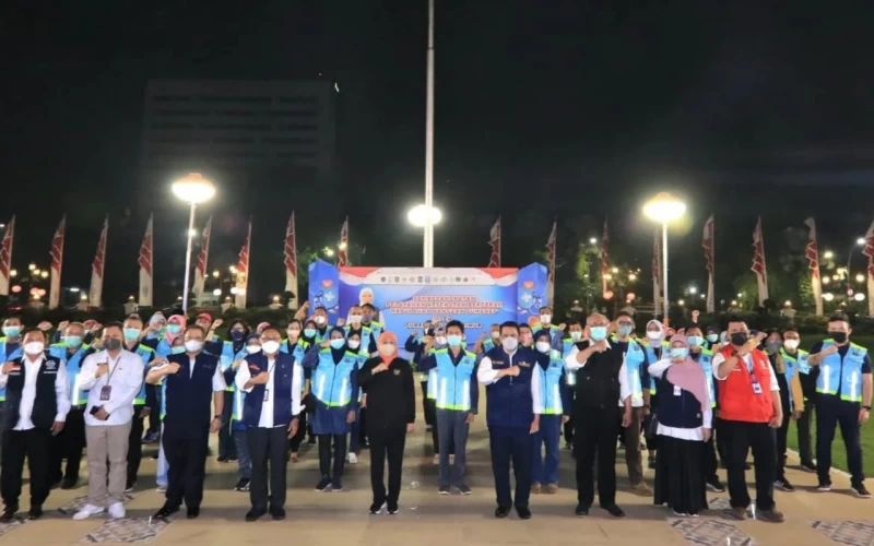 Thumbnail Khofifah Lepas Pelayanan Kesehatan Bergerak Menuju Pulau Kangean