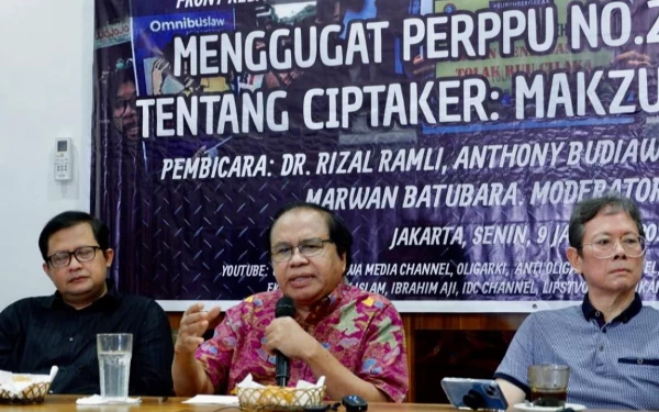 RR Ungkap Potensi 'Kegagalan' Menggugat Perppu Cipta Kerja ke MK 