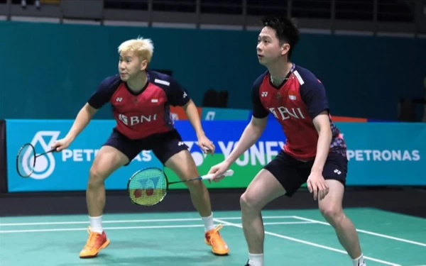 Thumbnail Kevin/Marcus Pulang Cepat di Malaysia Open, Kevin: Persaingan Makin Ketat