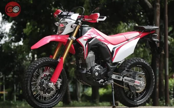 Thumbnail Ganti Ban Trail dengan Ban Pacul Makin Macho