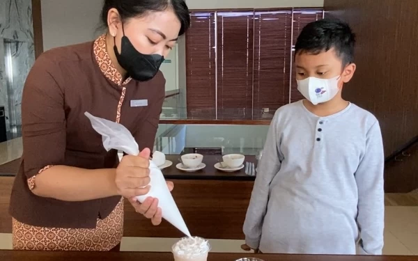 Manjakan Anak di Akhir Pekan , Menghias Makanan dan Minuman