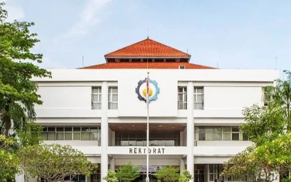 Thumbnail Melejit! ITS Surabaya Naik 50 Peringkat Kampus Terbaik Dunia