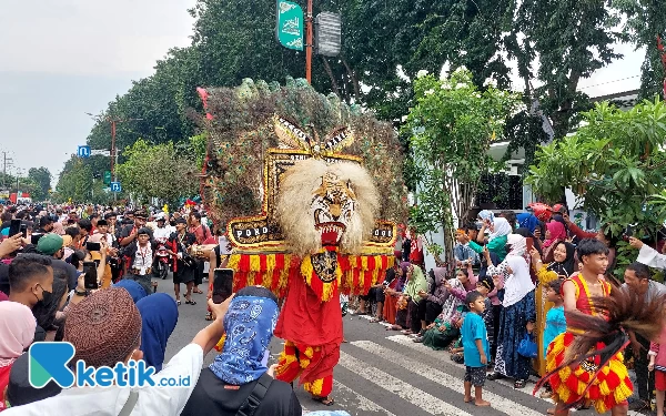 Thumbnail Karnaval Budaya Ramaikan Peringatan 1 Abad NU