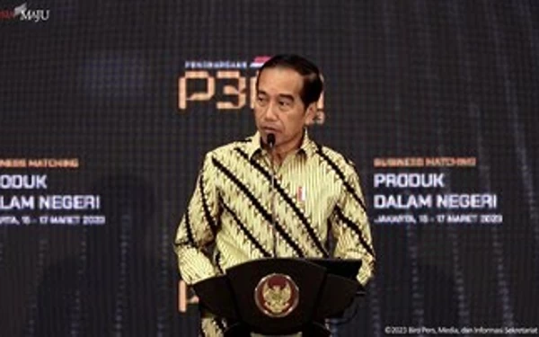 Thumbnail Jokowi Heran, Senjata dan Sepatu Masih Impor
