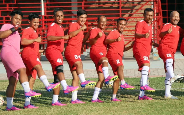 Wartawan Asli FC Diajari Tiki-taka oleh Pelatih Deltras FC Academy