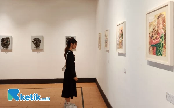 Seniman Kota Batu Pamerkan Karya Bertajuk 'Aku'