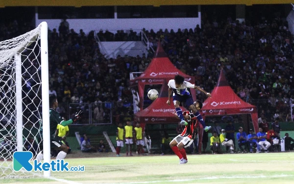 Thumbnail Taklukkan Kediri 2-1, Sidoarjo Sabet Emas Sepak  Bola Porprov