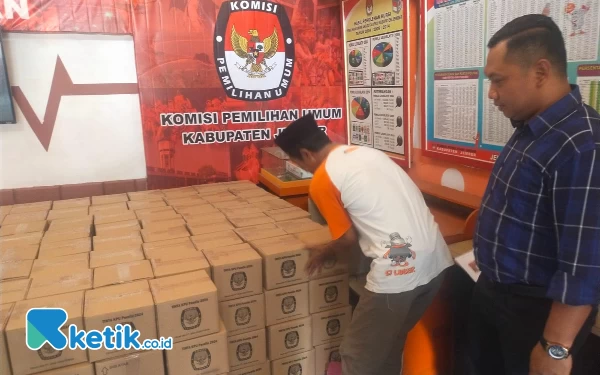 KPU Jember Terima 309 Box Tinta Pemilu Logistik Tahap Pertama