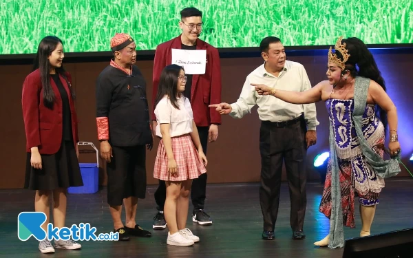 Thumbnail Vicom Design UC Surabaya Lestarikan Budaya Lewat Promosi Srimulat untuk Gen Z