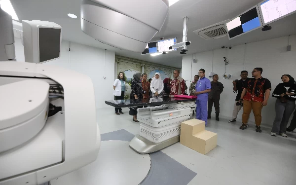 Thumbnail Pemkot Surabaya Resmikan Layanan Radioterapi RSUD dr Soewandhie