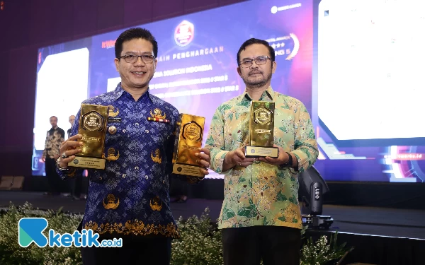 Thumbnail Lagi, Bupati Bandung Raih Penghargaan Implementasi Digitalisasi