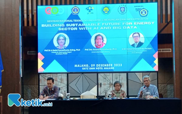 Thumbnail Seminar Nasional Fakultas Teknik Unitri Malang Bahas Pemanfaatan AI dan Big Data