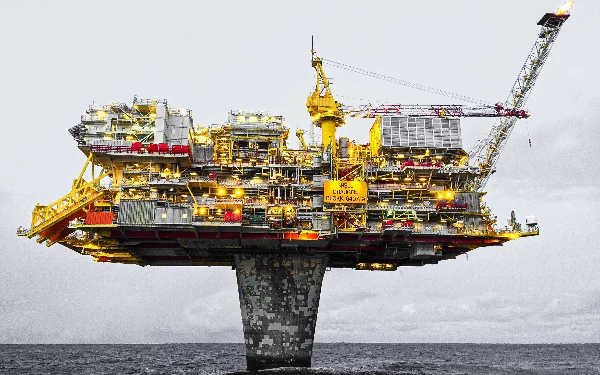 Maraknya Serangan Perompak di Laut Merah, Harga Minyak Naik 2 Persen