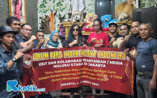 Thumbnail FPII Malut Sambangi Rumah Ketua Presidium, Dapat Arahan dari Noven Saputera