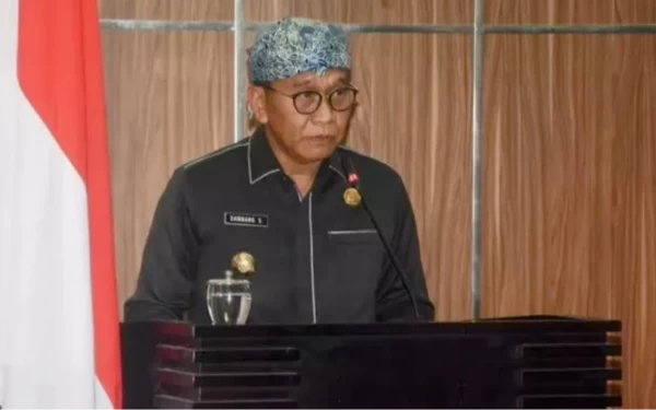 Thumbnail Pj Bupati Bondowoso Siap Tak Ambil Gaji Ke-13 Demi Siltap Perangkat Desa